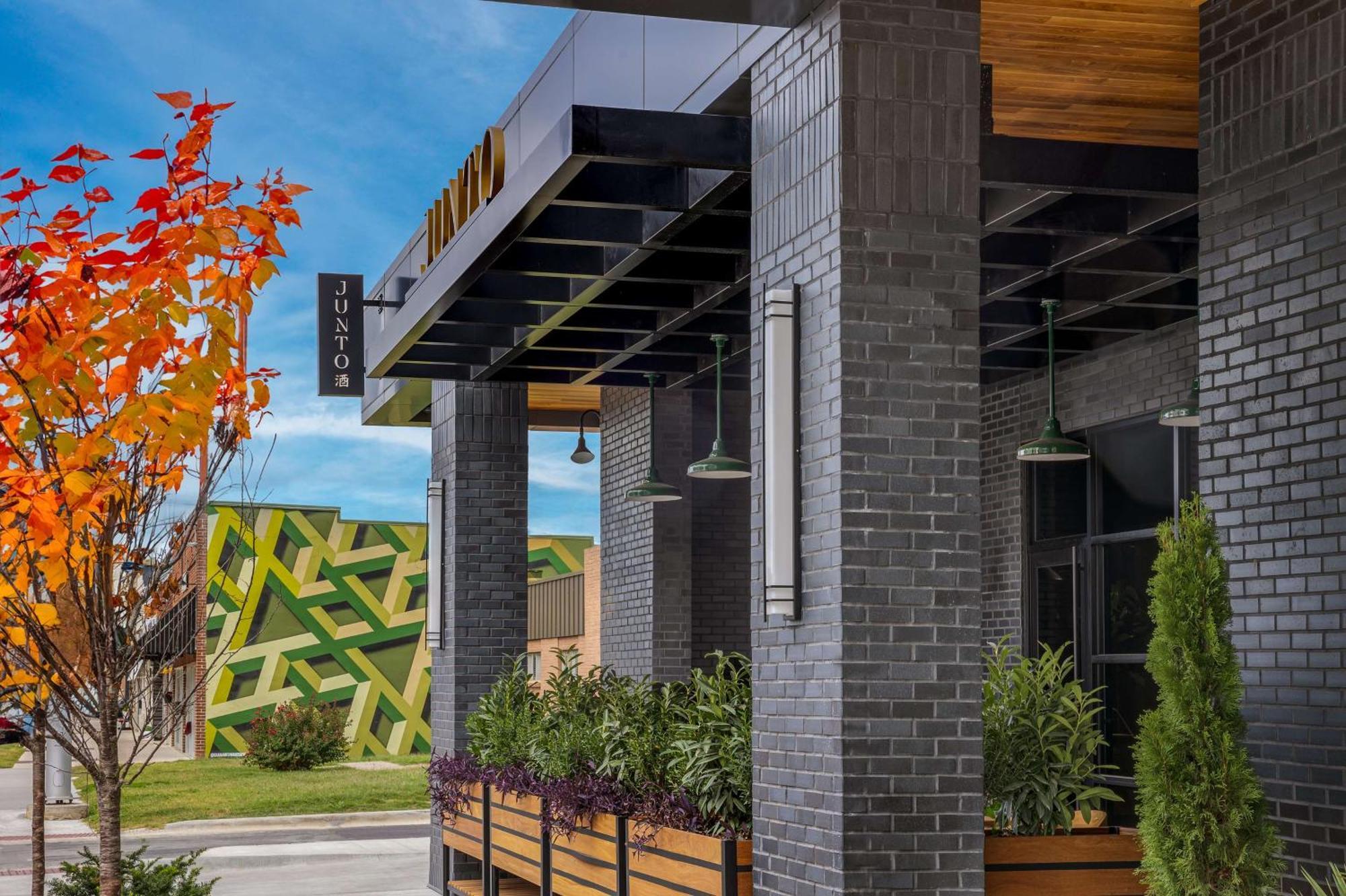 Motto By Hilton Bentonville Downtown Exterior photo